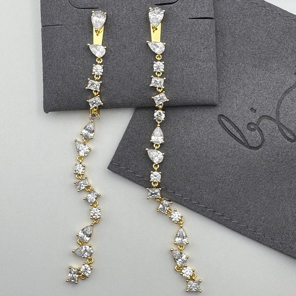White Swarovski Crystal Ear Drop Earrings for women-sparkling drop earrings for wedding