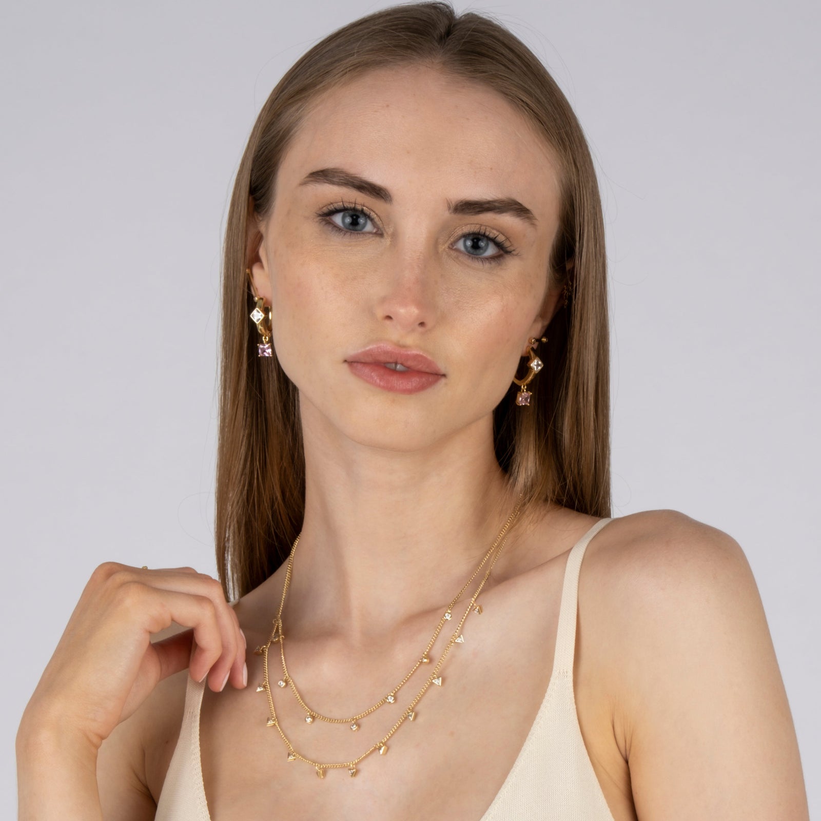 Marguerite Charm Necklace